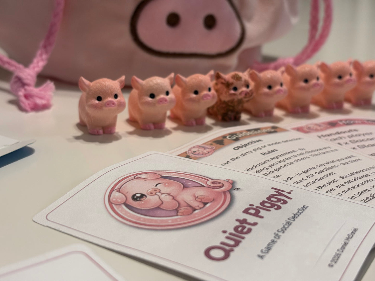 Quiet Piggy! Game Set